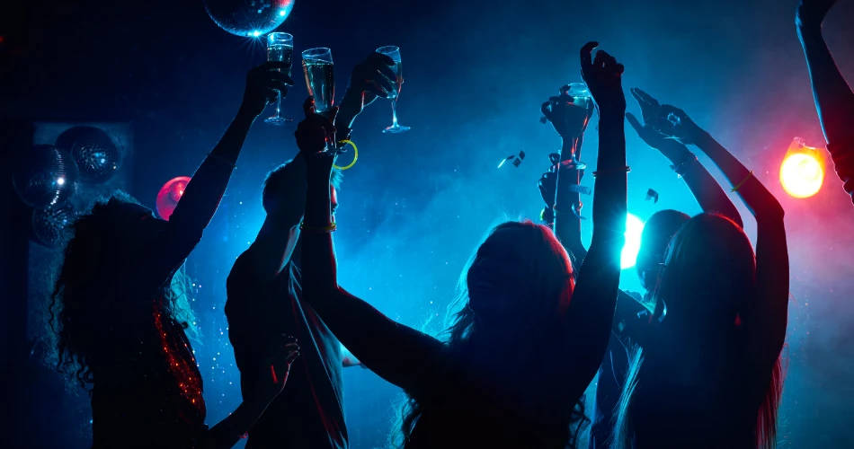Top Nightlife Spots in Barstow: Bars, Clubs & Entertainment